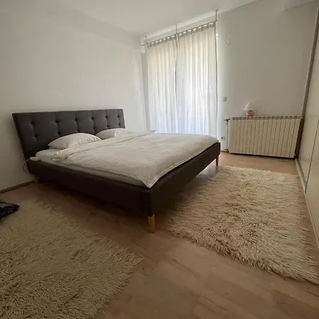 Modern Apartment In Skopje Exterior photo
